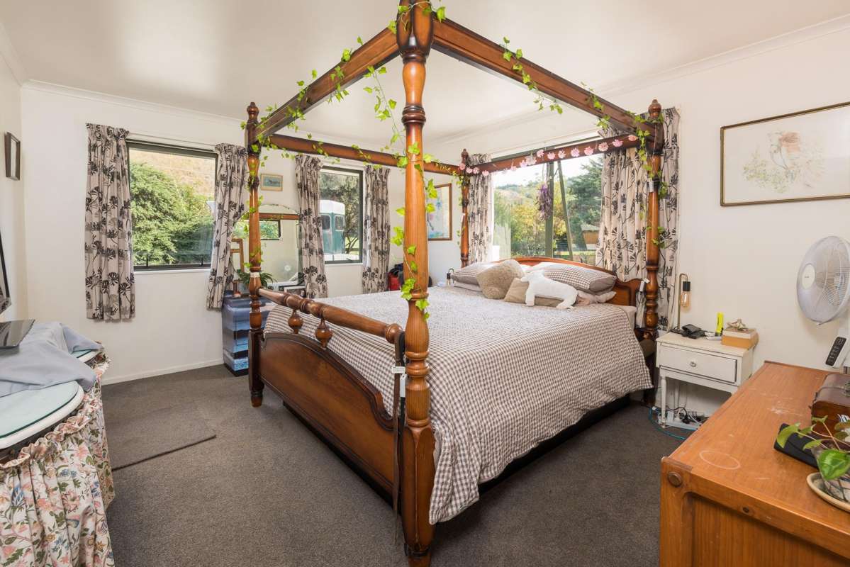 63 Gibsons Road_5