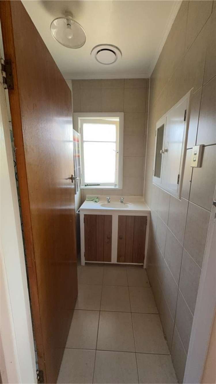 25 Russell Road 1063_5