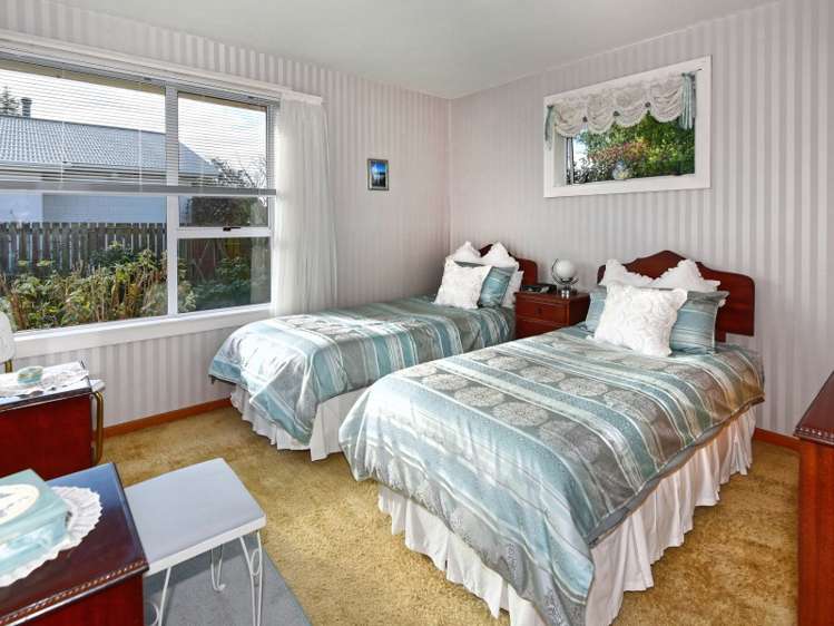 11 Longden Street Darfield_13