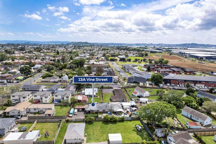 1/13A Vine Street Mangere_9