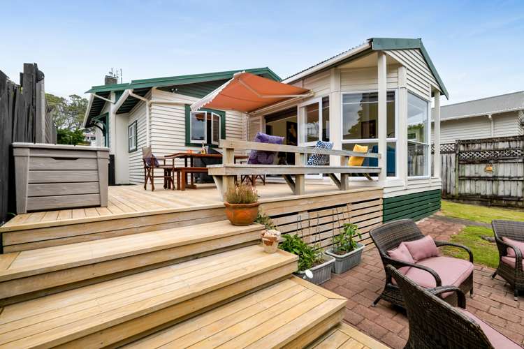 121 Lemon Street New Plymouth Central_27