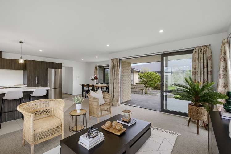 8 Barton Fields Drive Lincoln_5