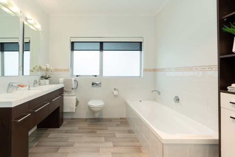 2 Clements Crescent Queenwood_14