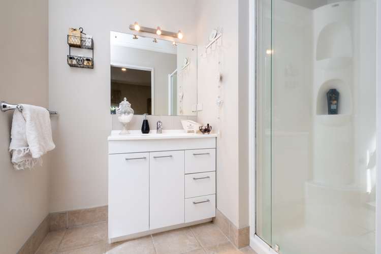 9a Kent Terrace Taradale_14