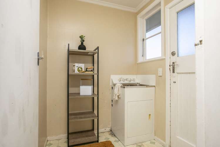 28 Fergusson Street Solway_15