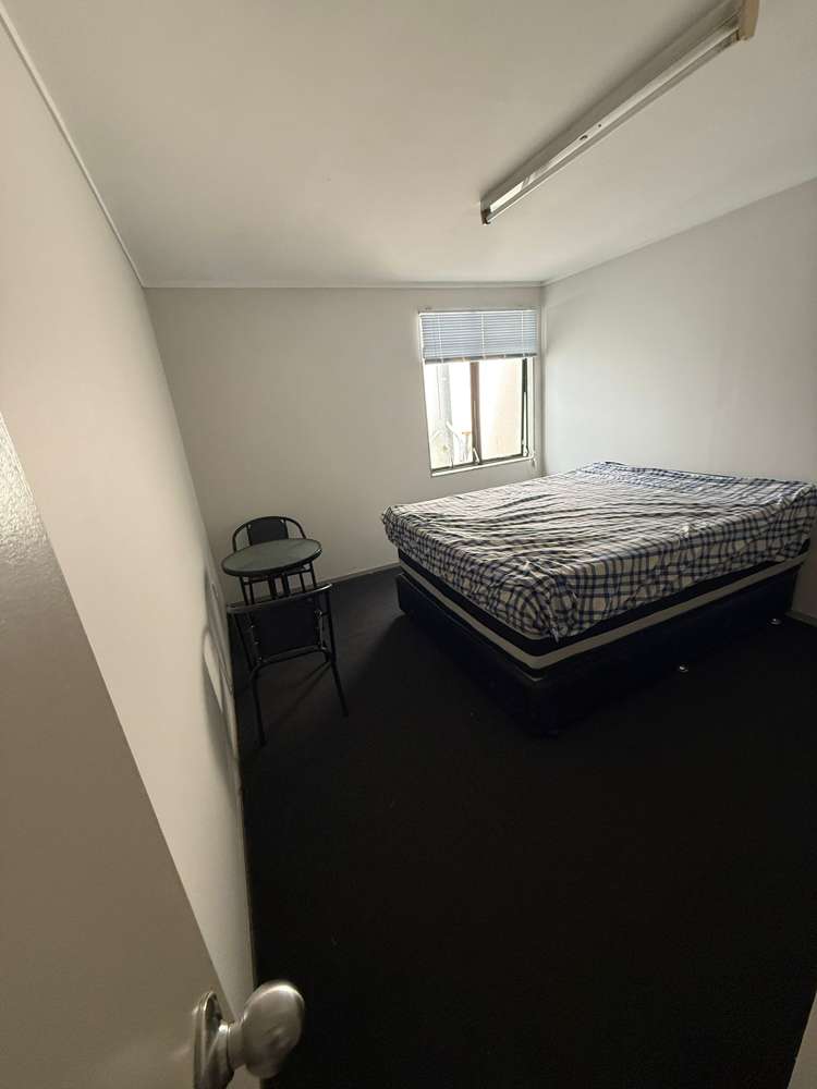 B/13 Mount Smart Road Royal Oak_15