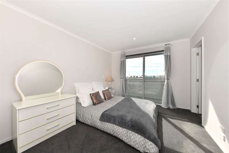 4 William Dawson Crescent Wigram_4