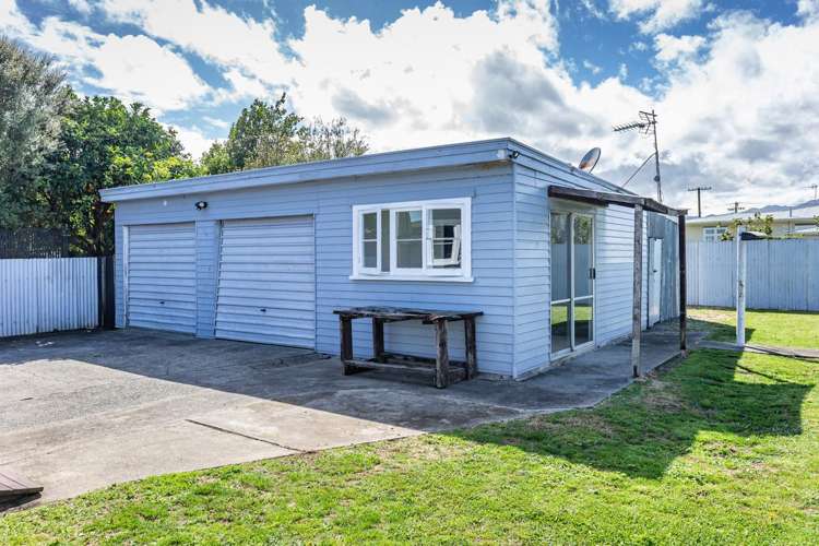 58 Parker Avenue Levin_21