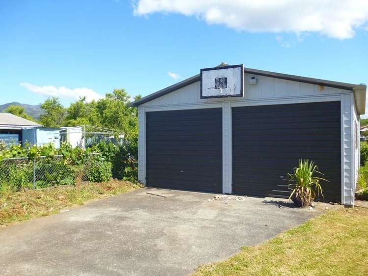 14 Edinburgh Street Takaka_15