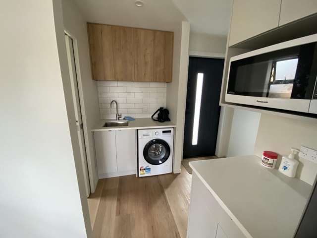 3/489 Riverside Drive 1270_4