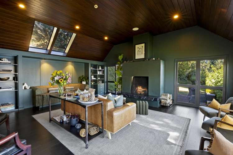 21 & 23 MacKinnon Terrace Sunshine Bay_24