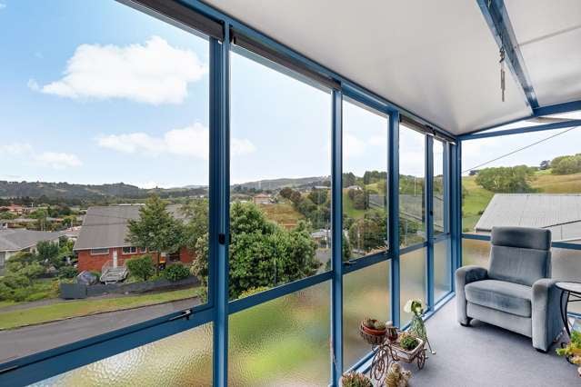 51 Elwyn Crescent Green Island_2