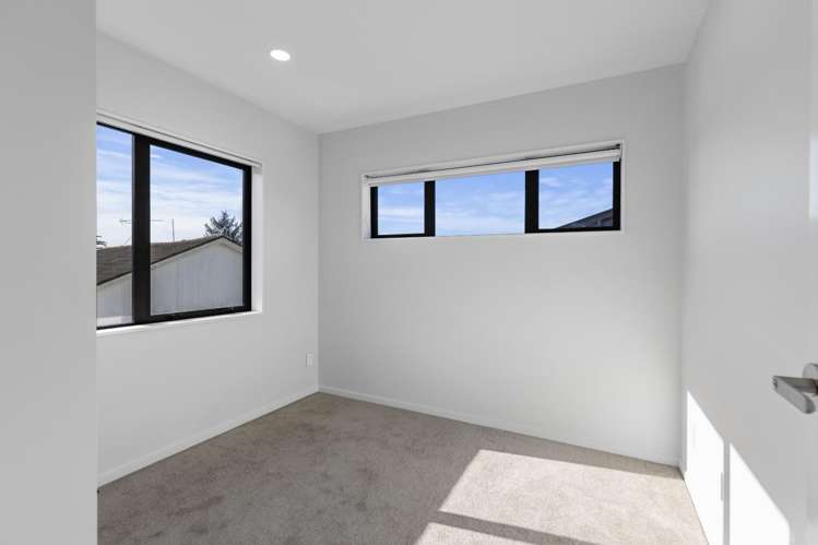  1/40 John Downs Drive Browns Bay_10