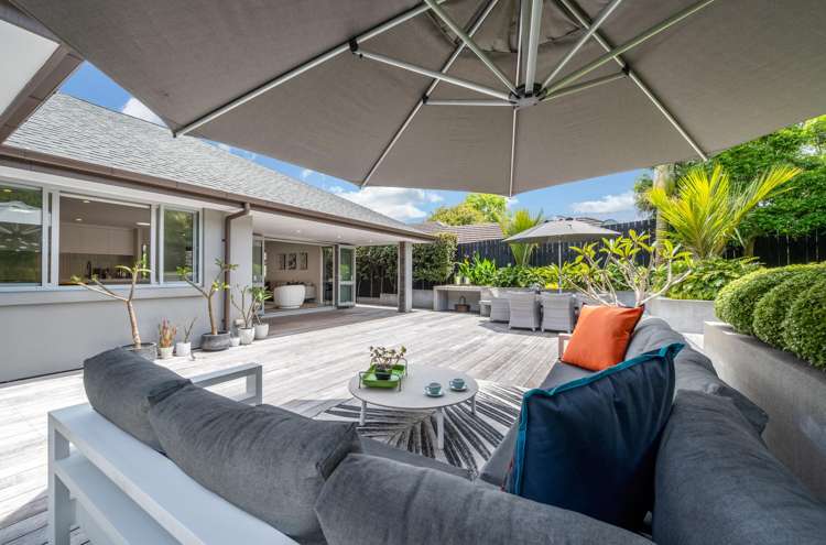 100 Beach Road Mellons Bay_28