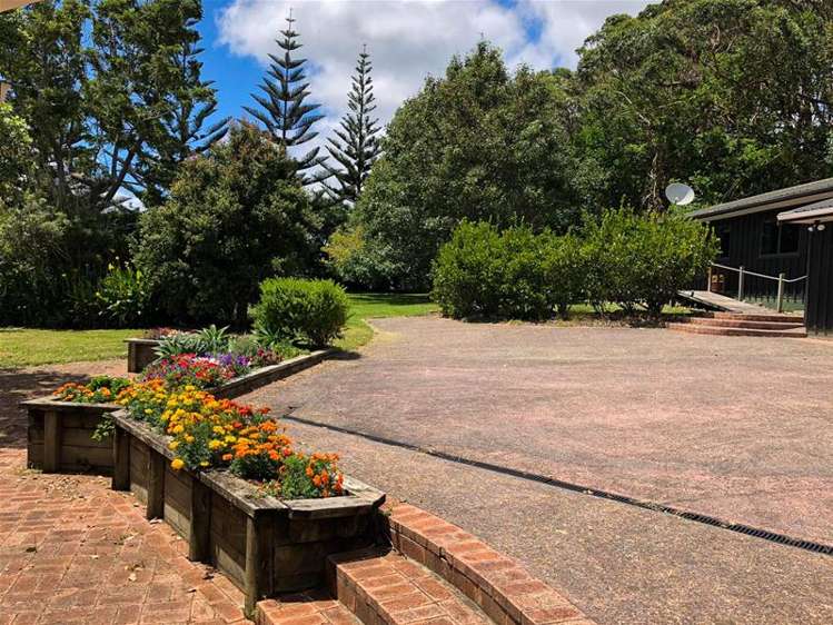 1327 Babylon Coast Road Dargaville Surrounds_17