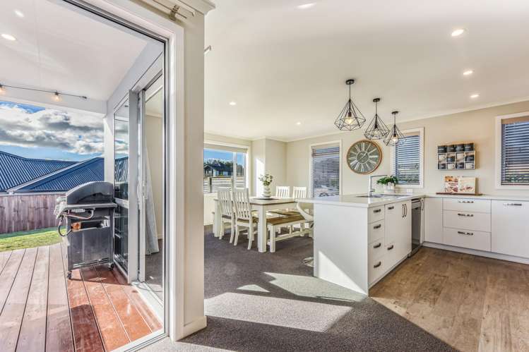 42 Katania Heights Brightwater_5