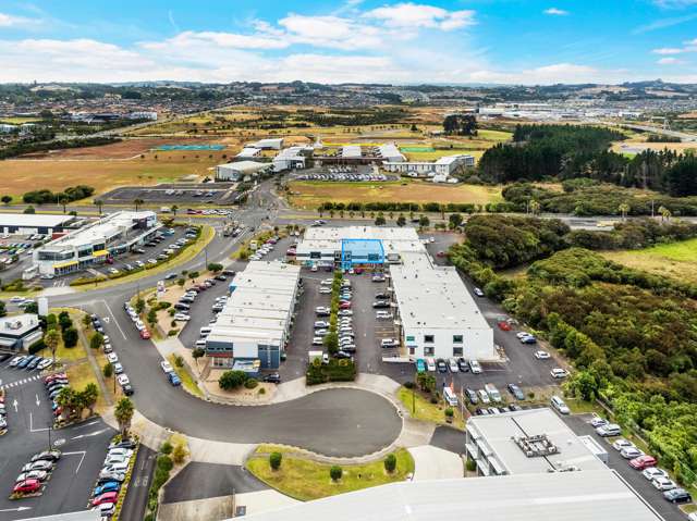 Unit 24, 2 Bishop Dunn Place Flat Bush, Manukau City_1