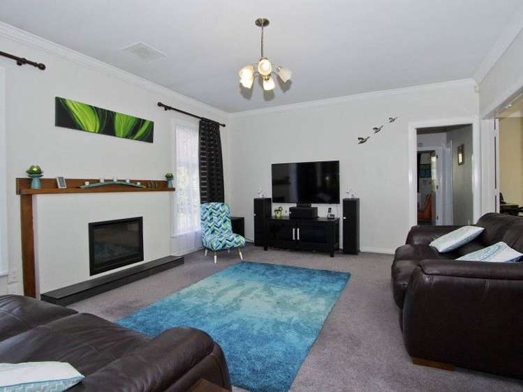 13 Hine Road Wainuiomata_5