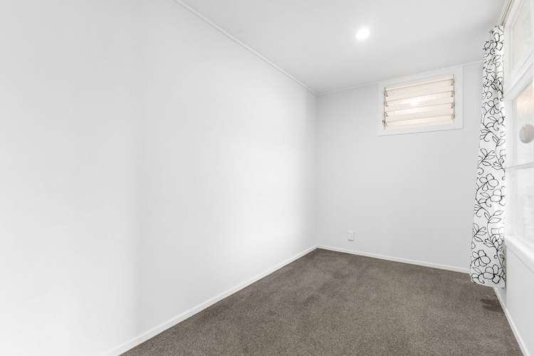 24A Thurleigh Grove Karori_9
