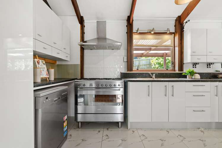 26 Eugenia Rise Totara Heights_5