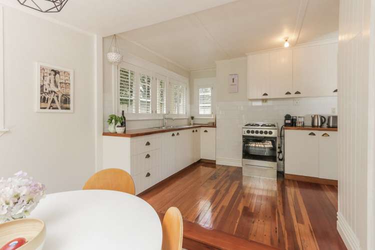 39 Clayburn Road Glen Eden_4