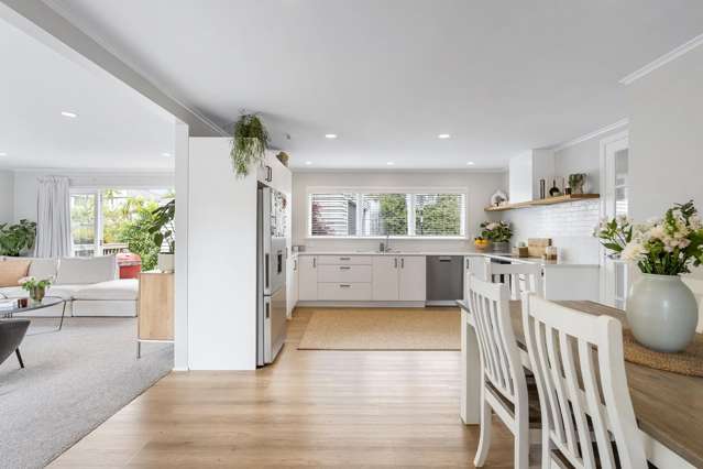 6 Norglen Lane Riverhead_2