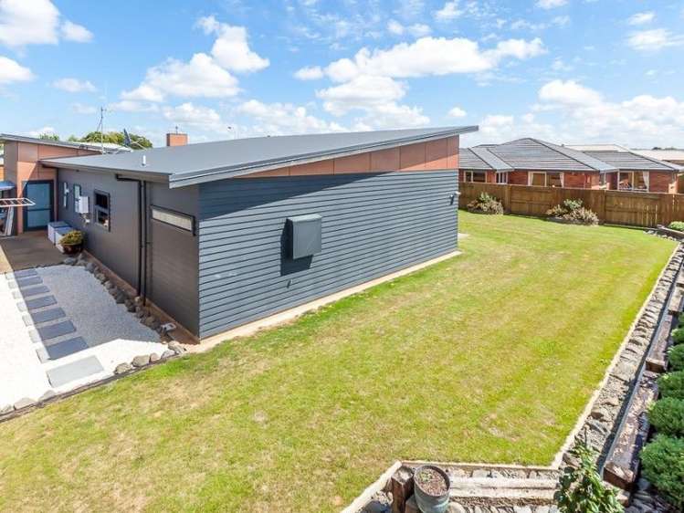 39 Liberty Grove Kelvin Grove_19