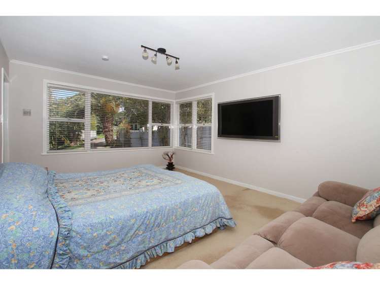 18 Evan Street Belmont_7