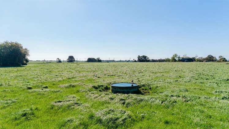 319 Waiau Road Onaero_14