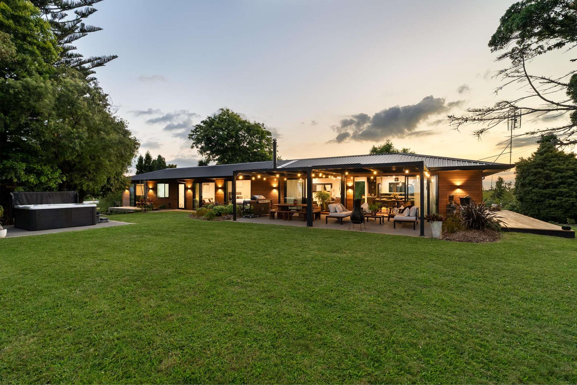 354 Whitford Road Whitford_0