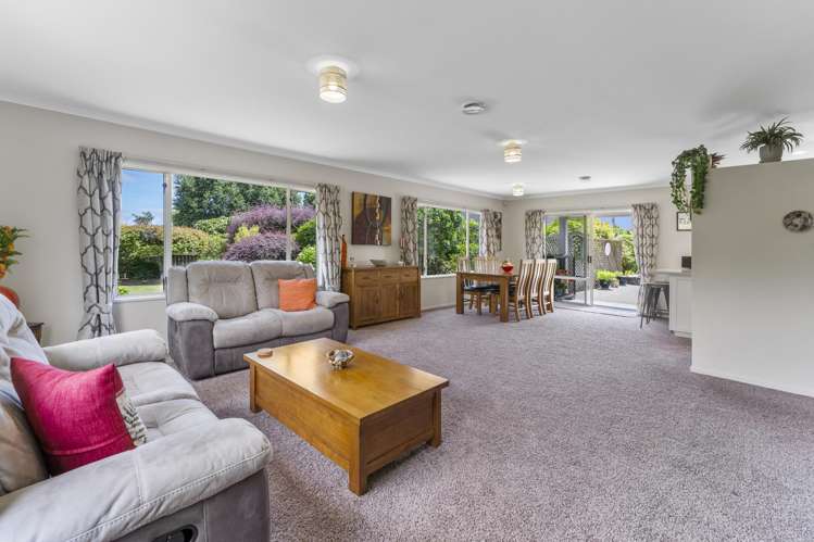 9 Ardilea Avenue Stoke_24