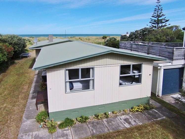 25 Blue Pacific Parade Riversdale Beach_2