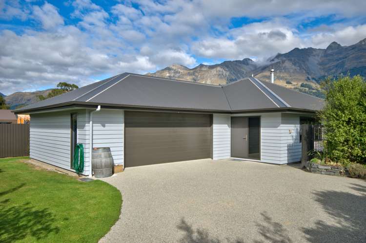 8 Lochburn Avenue Glenorchy_17