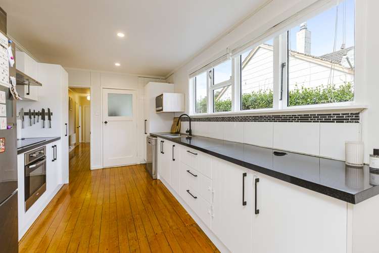 12 Village Way Ardmore_10