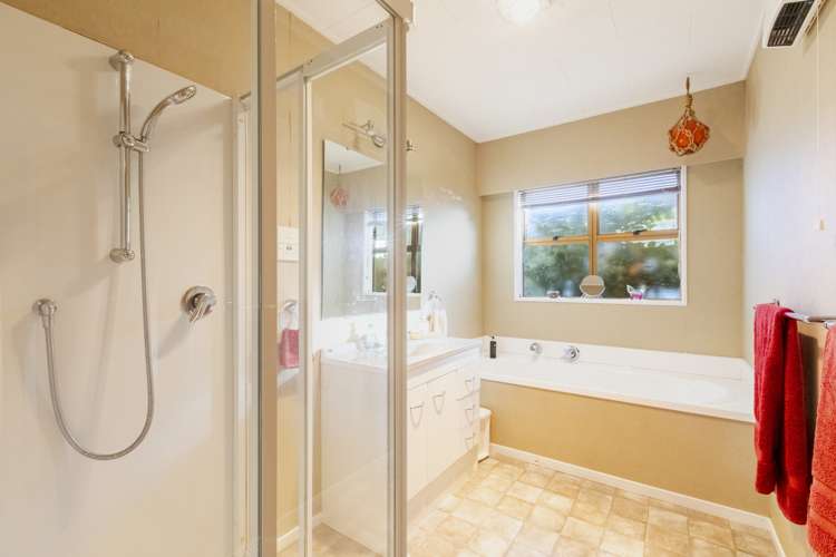 1/17 Ngarimu Crescent Taradale_9