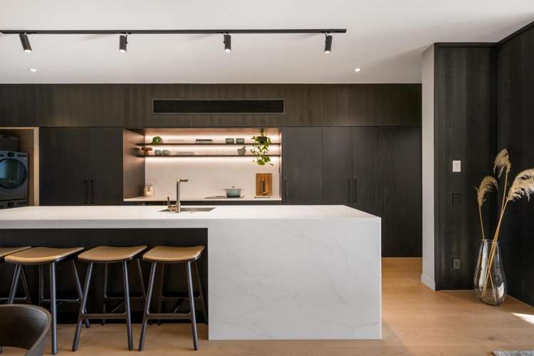 13/2 McKinlay Lane Jacks Point_11