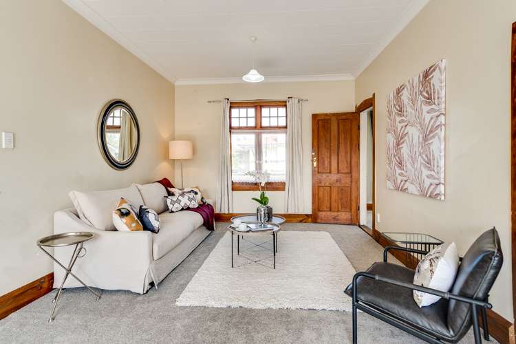 99 Riverbend Road Onekawa_13