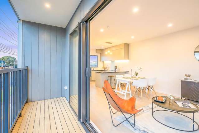 6/4052 Great North Road Glen Eden_4