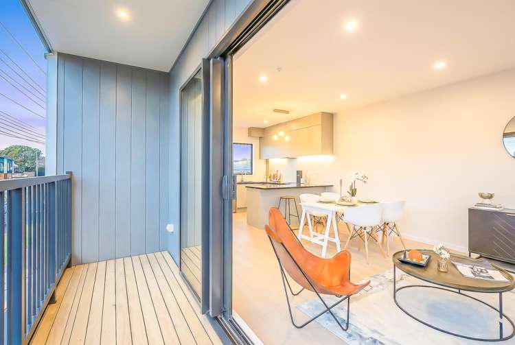 6/4052 Great North Road Glen Eden_3