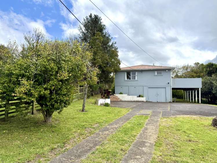 26 Tiroroa Avenue Te Atatu South_16