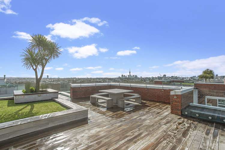 204/64 Surrey Crescent Grey Lynn_17