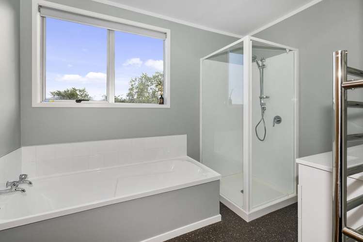 113 Victory Road Laingholm_11