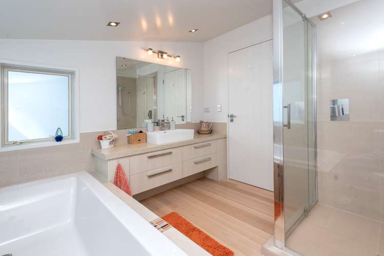 15 Tranquility Rise Mellons Bay_15