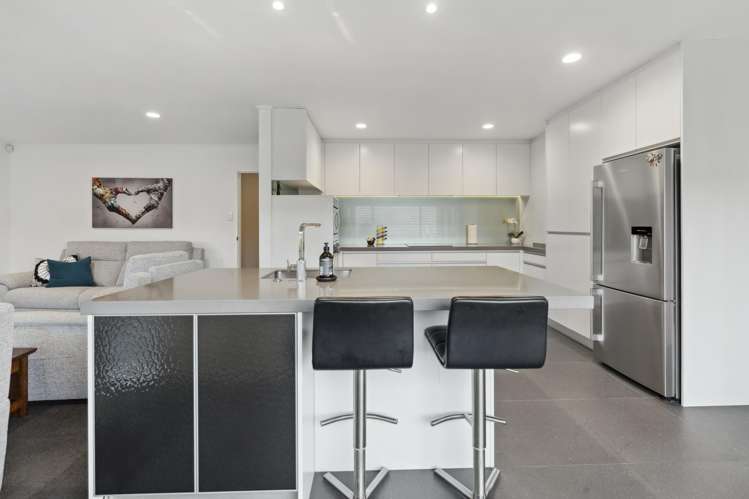 6 Perendale Close Somerville_16