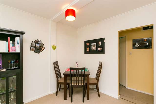 6/147 Glenmore Street Kelburn_2