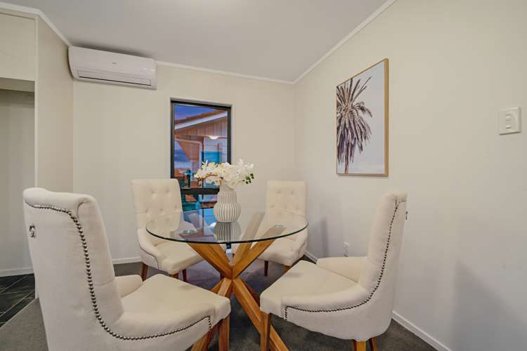 35 Eyre Street Henderson_10