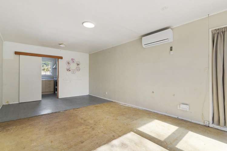 1 and 2/310 Weymouth Road Clendon Park_9
