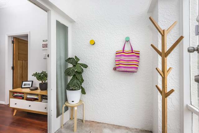 8 Trent Street Island Bay_3