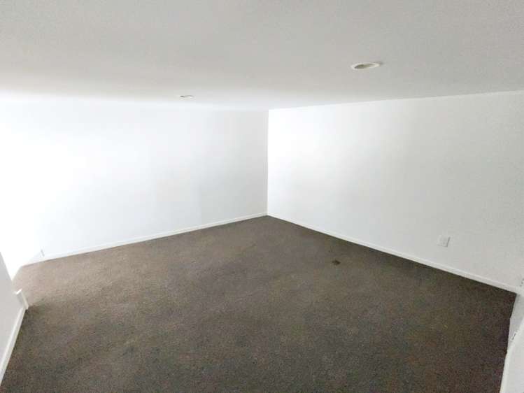 48 Cleveland Street (Downstairs) 1259_2