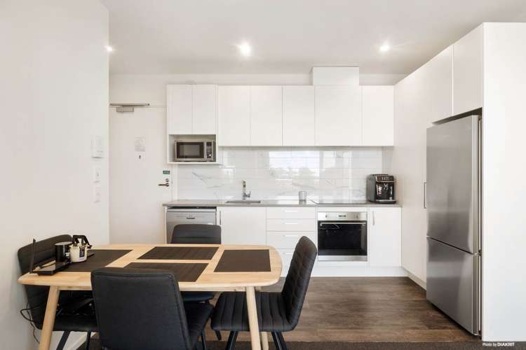 209/1B Soljak Place Mt Albert_2
